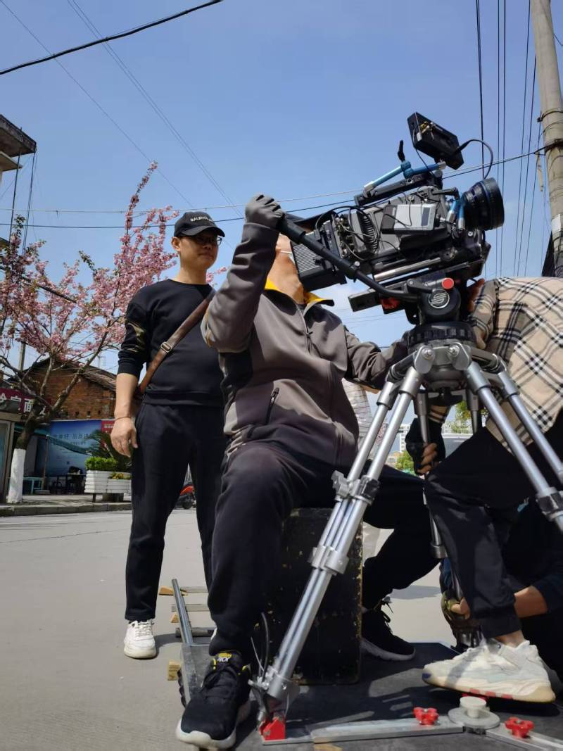 仁化县广告片拍摄：快消品牌爆款之选，网感内容适配社媒传播！